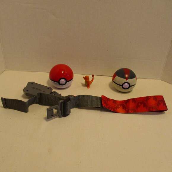 Nintendo Pokemon Small Red White Gray Orange Toy Bundle - Picture 1 of 5